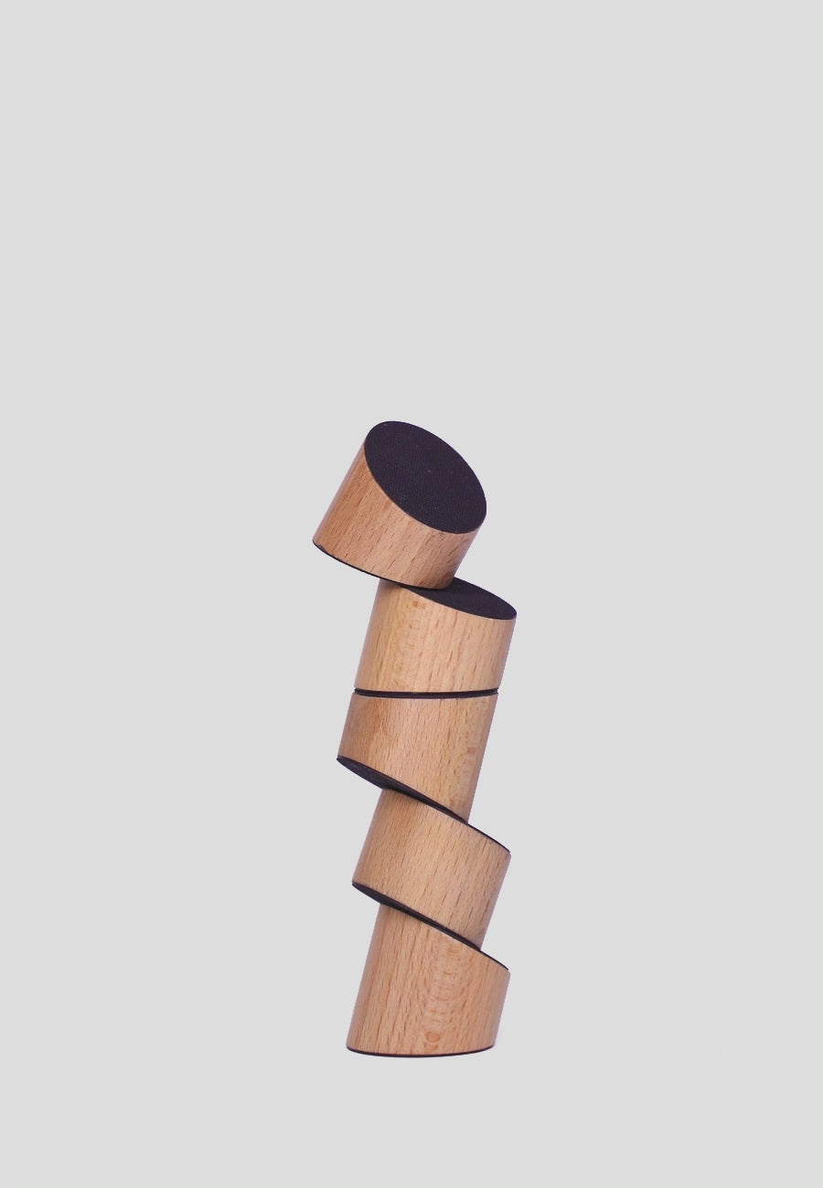 Stapelturm Holzspielzeug aus Buche